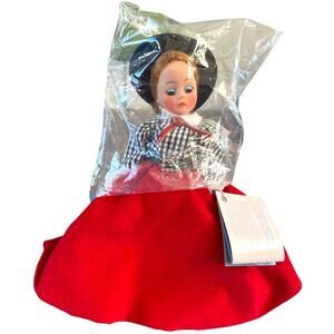 Madame Alexander Portrettes #1124 Gibson girl with box vintage doll